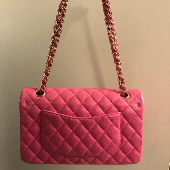 SOLD-Chanel 19c bubble gum pink medium flap - Picture 4 of 12